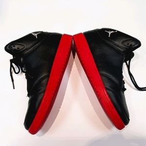 AIR JORDAN youth black and red shoes